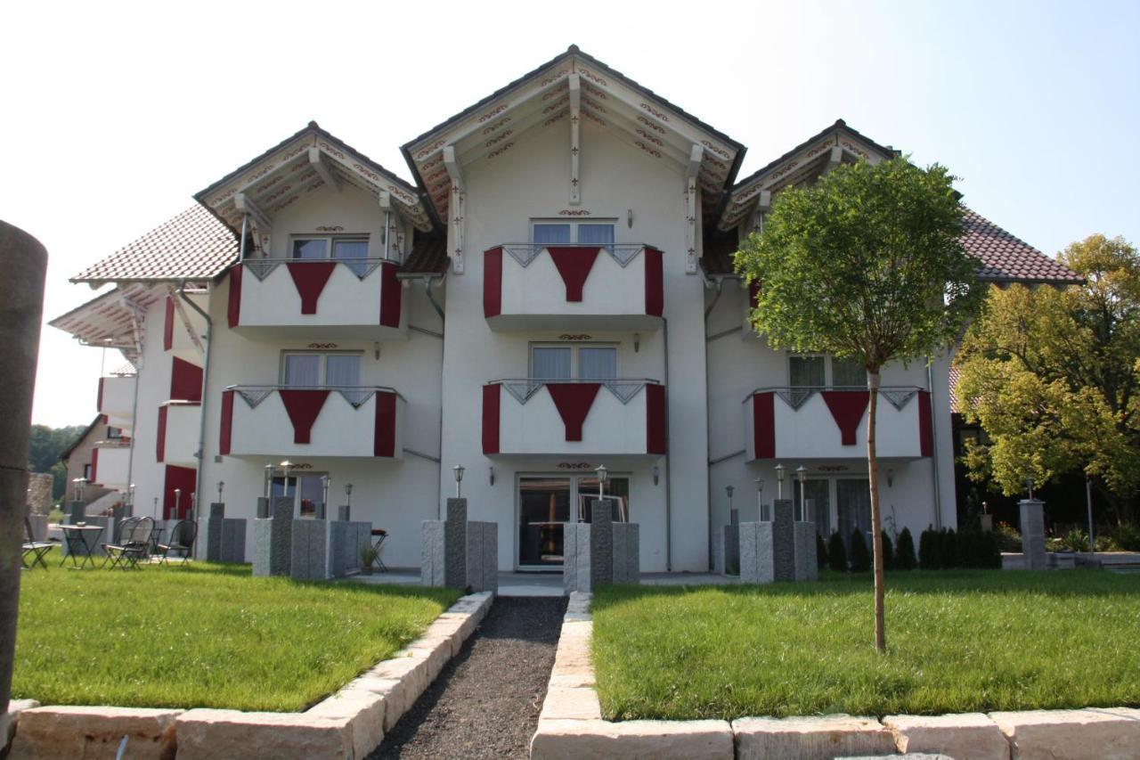 Zum Kreuzritter Aparthotel Wuestenrot ภายนอก รูปภาพ