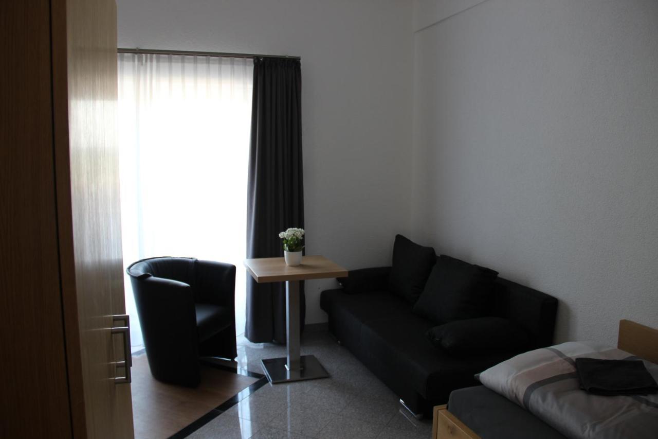 Zum Kreuzritter Aparthotel Wuestenrot ภายนอก รูปภาพ